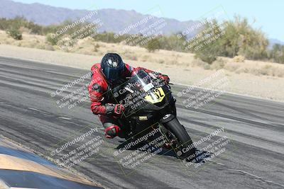 media/Dec-04-2025-Racers Edge (Thu) [[5ebc9f124d]]/3-B Group/3-Session 2 (Turn 7 Inside)/